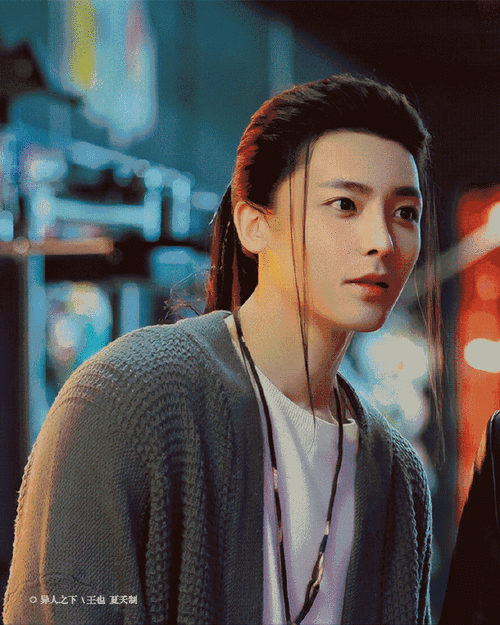 侯明昊发千字长文告别王也##侯明昊说自己懒得洗头发就不洗