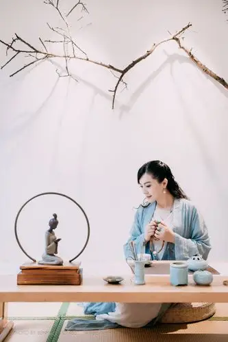 其它 茶言茶语 写美篇一人,一盏茶,一静心. 禅茶即心茶. 院中无尘杂.