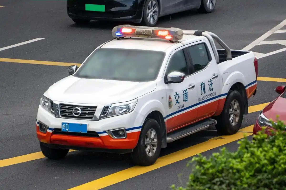 厦门市纳瓦拉交通执法车.#纳瓦拉 #交通执法 #皮卡 #郑州 - 抖音