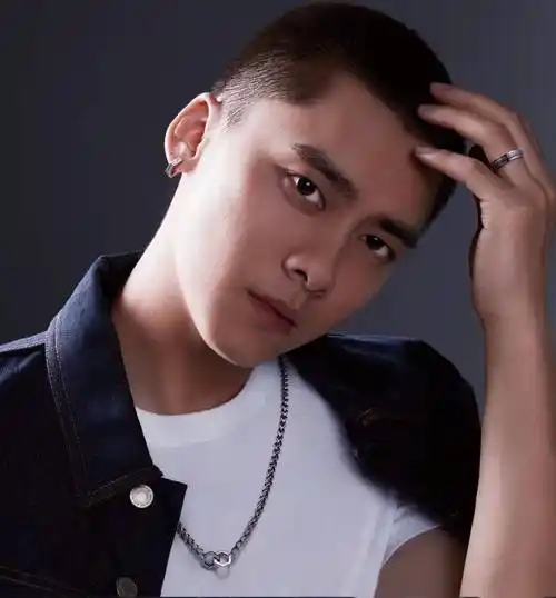 卷毛造型的男生,可帅可甜太招人喜欢了!_发型_男士_刘海