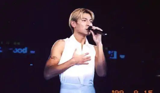 刘德华在99年金发造型后换了这个发型为何之后再没别的发型