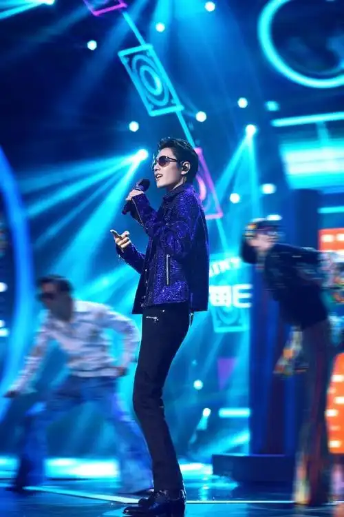 肖战那英唱的心动#  送上肖战《我们的歌》合集(二)!