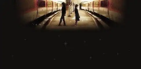 背对背离开的图片