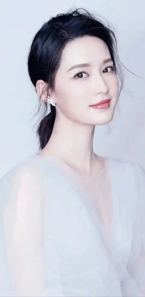 一问一答 | 综艺中的恶女小花,乔欣,罗志祥周杰伦,鹿晗,李沁,于小彤和