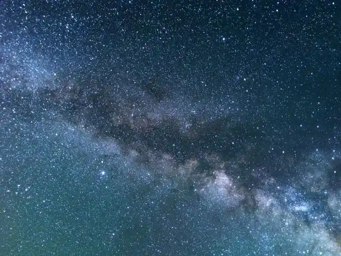 手机是否真能拍摄银河星空?