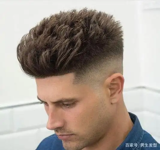 12款"两边铲光"男士发型,渐变的鬓边,清爽又帅气