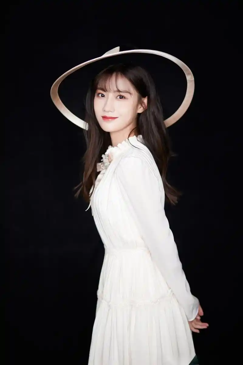 新ep上线  《一点点》《面具》《aututune》《我