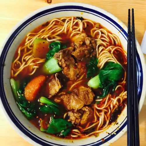 辣辣的,我觉得川味很浓,面也不错,主要是味道和我胃口,会再来的.