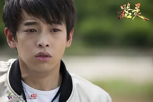 彭昱畅器灵表现亮眼不拼流量拼演技