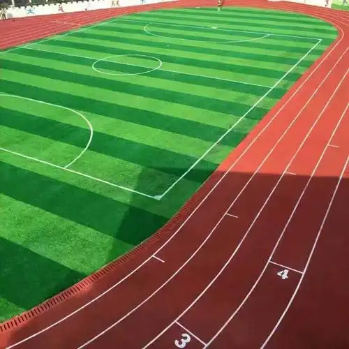 b>塑胶跑道足球场 /b>