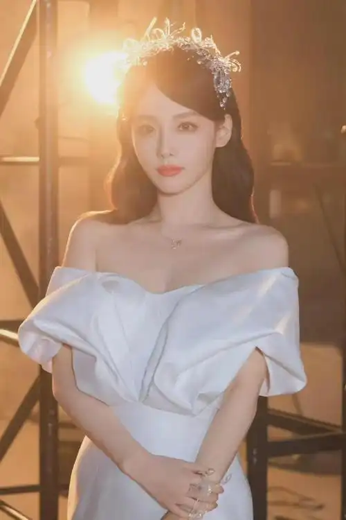 张嘉倪背后的故事