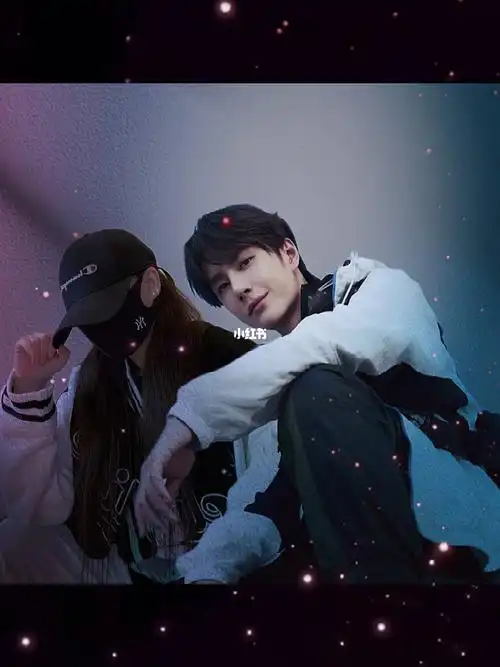 和王一博的第一张合照太开心了09