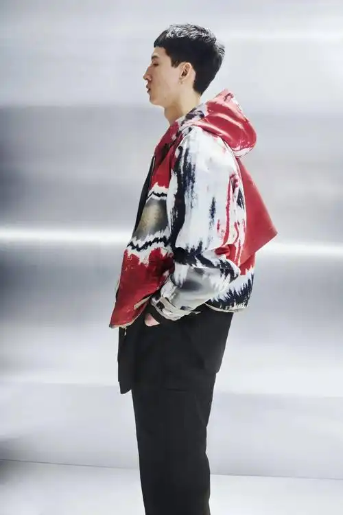 肖战为李宁走秀到底能带多少货