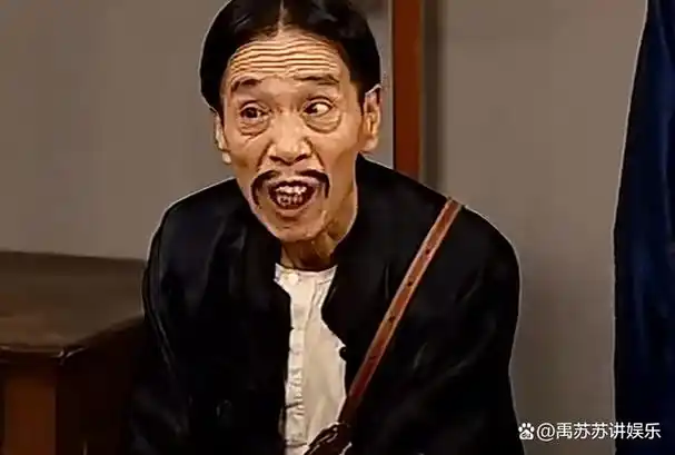 谁能想到一部抗日情景喜剧却让一名饰演狗腿子的演员出名了?