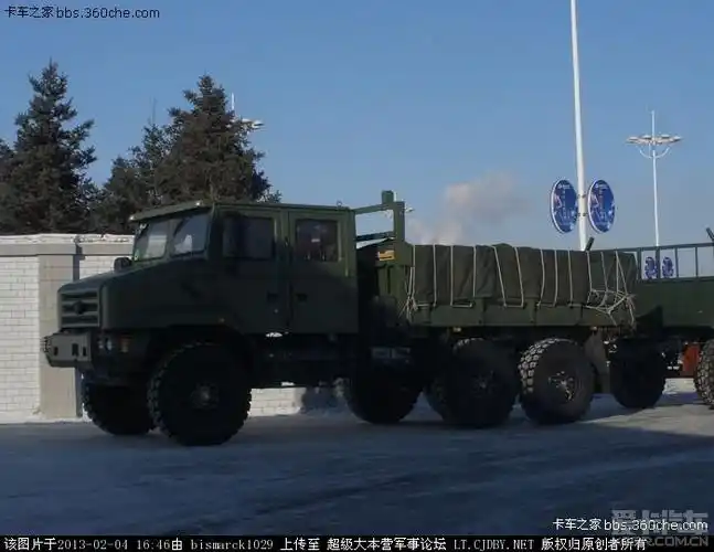 > 解放牌新一代中型高机动性通用战术车辆-mv3