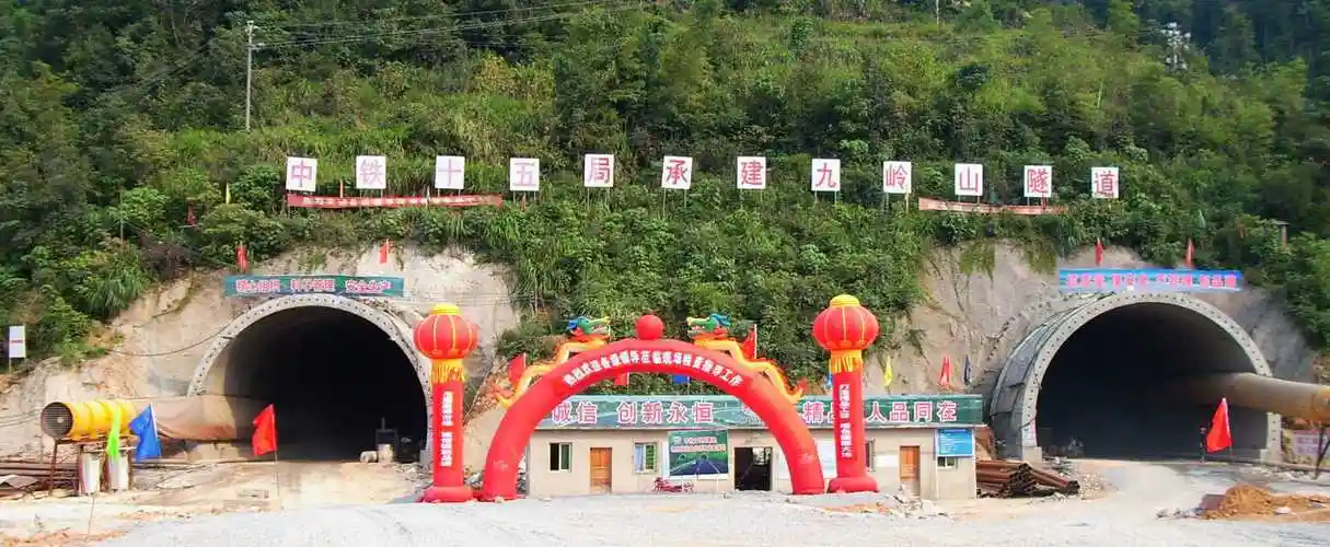 04 _ 片_百度百科