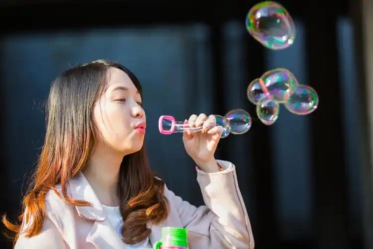 吹泡泡