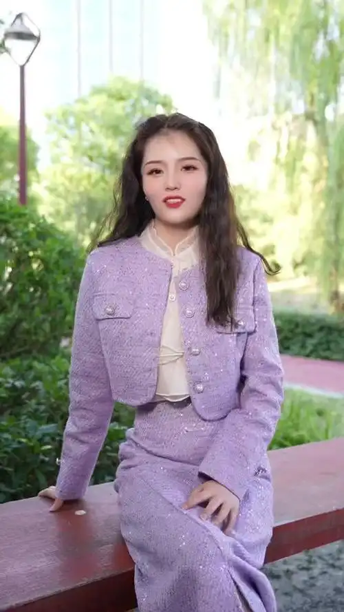 姚摆摆_姚摆摆个人资料_姚摆摆直播间_18183kol_18183网红站