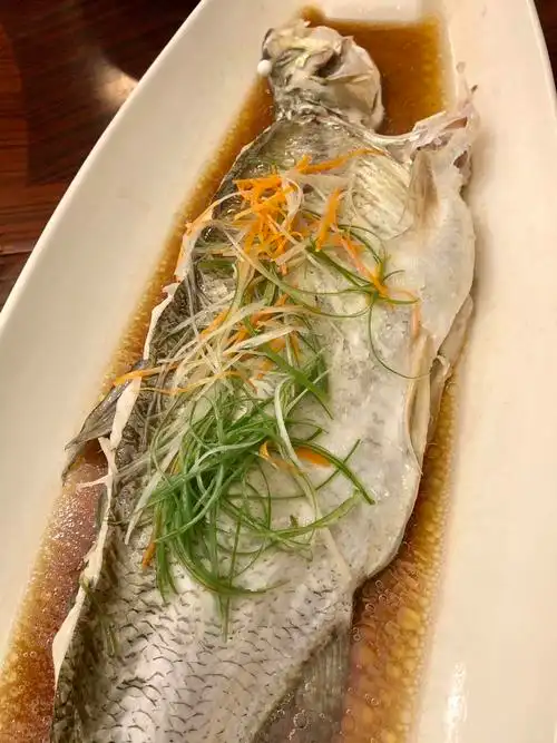 清蒸太湖白鱼.