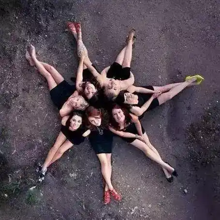 集体合照,这才叫创意