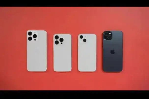 苹果15即将上市,充电口竟然改了,一下子手里的苹果14突然不香了