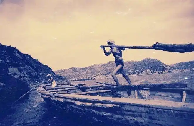 老包头 · 黄河上的纤夫