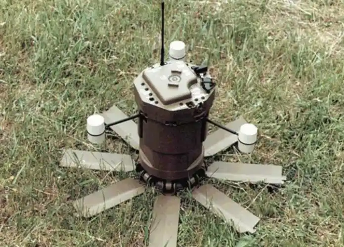 美军反坦克地雷酷似八爪鱼地下起飞直攻顶但难破99a重甲防御