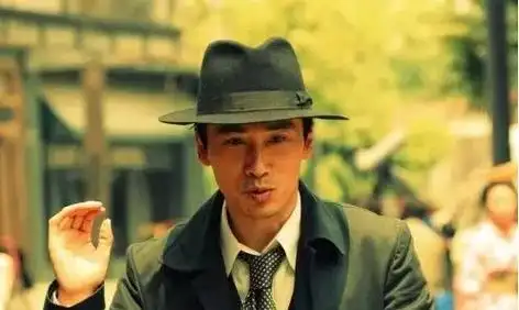 柳云龙被曝已离婚婚内出轨合伙人两人还偷偷生下私生女儿