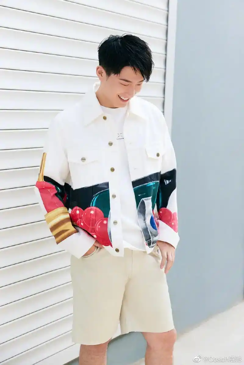 窦骁 #旧图新发 - 抖音