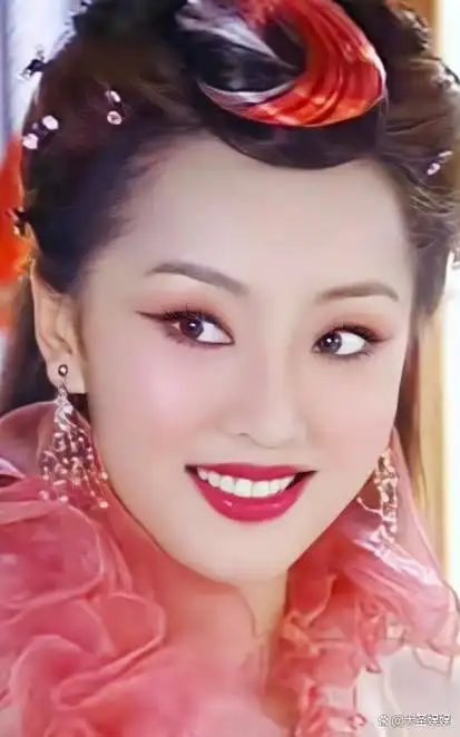 《欢天喜地七仙女》这部作品曾满足了无数人对仙女梦的向往.