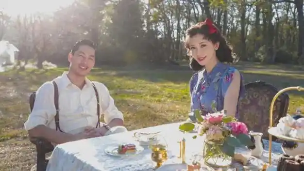 婚礼当天,林志玲盛装出席.