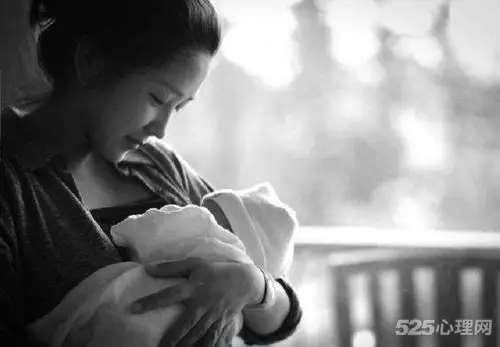 产后抑郁真的会要命这不是矫情