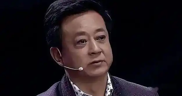 噩耗朱军倒下了已重病住院生死未卜从此告别舞台