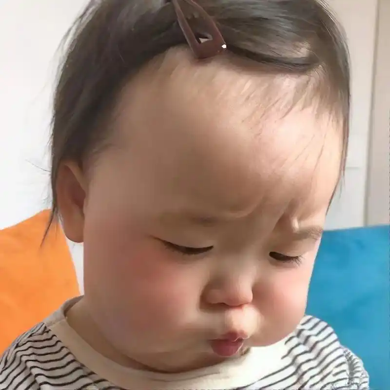 大脸温上线#黄夏温小天使 #哈温表情包 #可爱到爆炸99 # - 抖音