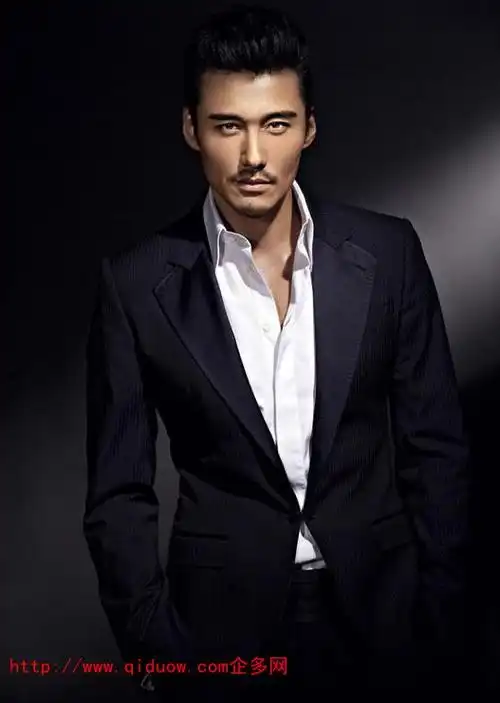 胡兵平面代言/黄渤肖像代言费报价