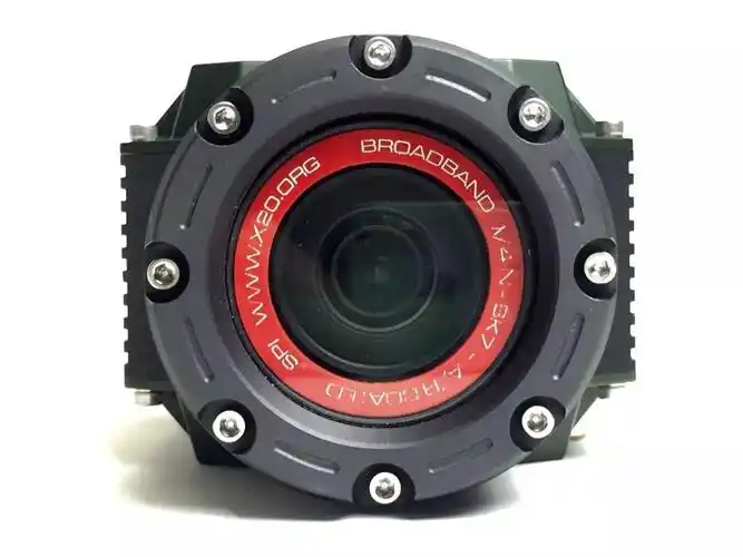 有了这个全彩夜视仪看黑夜如同白天突然有了个大胆的想法