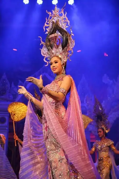 泰国风情人妖秀