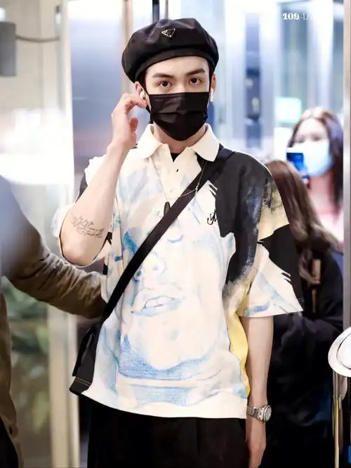 太可爱了但是看到手臂的纹身又好man#曾舜晞