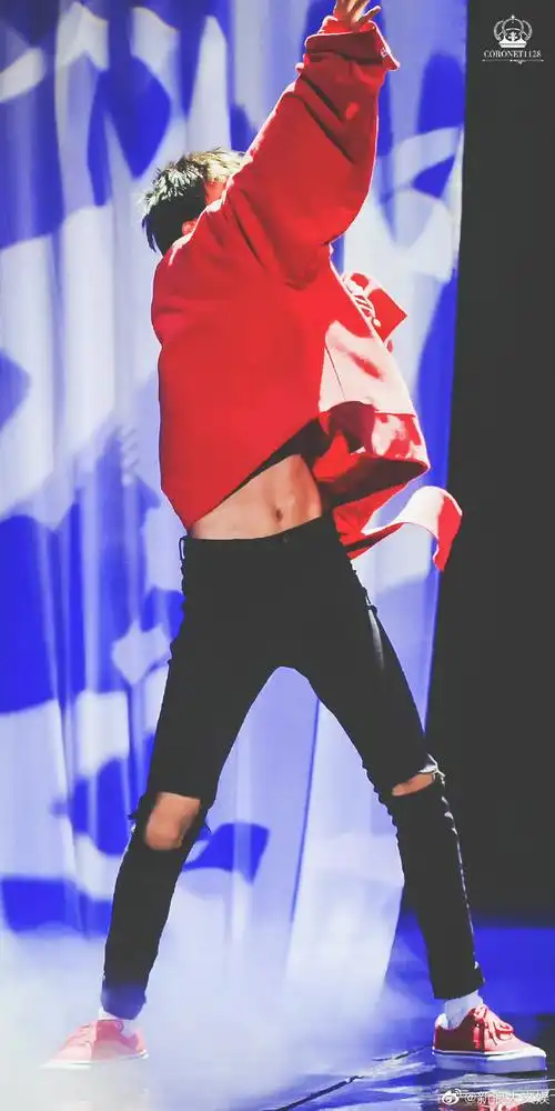 白敬亭丨张艺兴丨蔡徐坤丨易烊千玺丨李现丨成毅丨吴磊丨龚俊丨王鹤棣