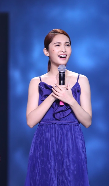 《新舞林大会》盛大开播 张靓颖魅惑一舞惊艳全场