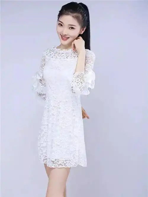 浙传新生女神黄梦菲小清新甜美笑容让人迷醉