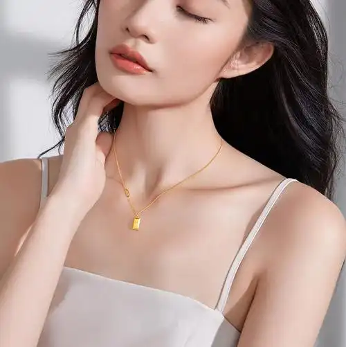 适合30岁女生的黄金项链,有推荐吗? - 知乎