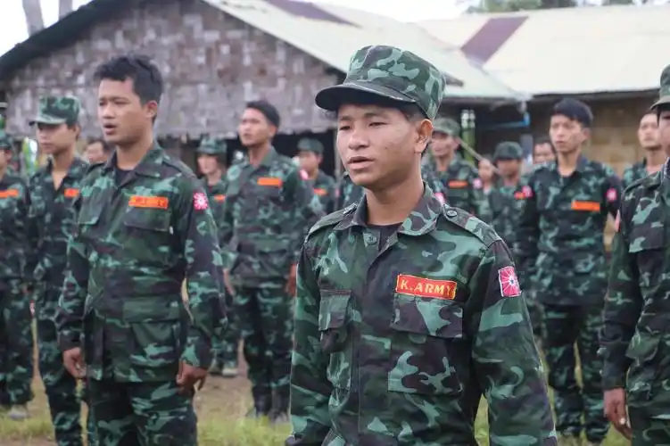 缅甸克伦尼军举行民族革命72周年纪念仪式