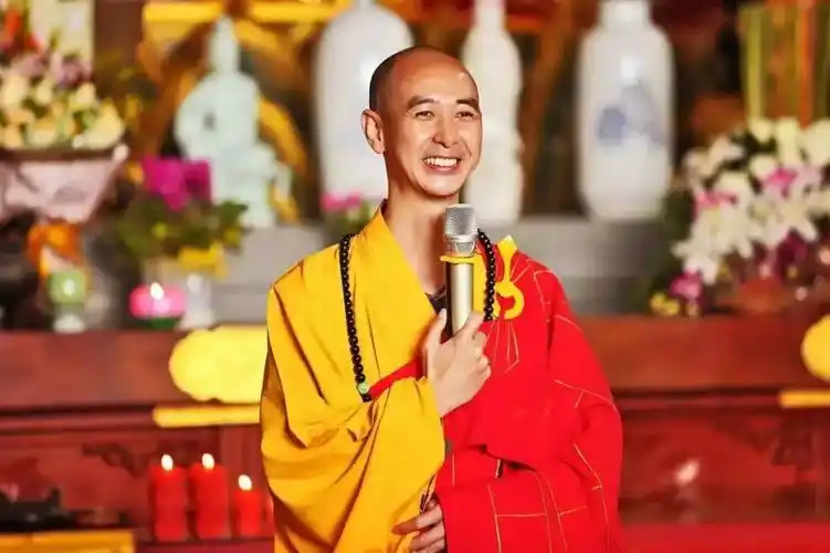 贤宗法师专访 | 真正的慈悲和自由,是看遍了富贵繁华,却依然义无反顾