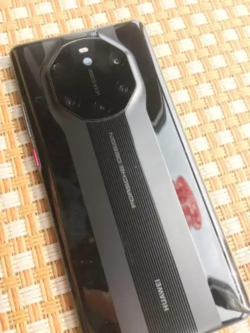 华为mate40 rs保时捷用一年感受