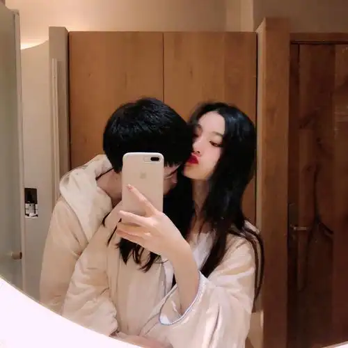 洝大人 情侣头像