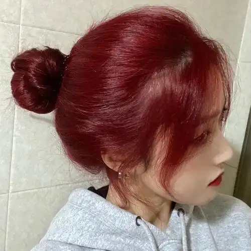 2021年街拍网红海王红染发剂显白无需褪色植物媚拉红酒红复古红自己