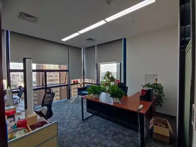 亦庄国锐广场630平米办公室出租装修很好