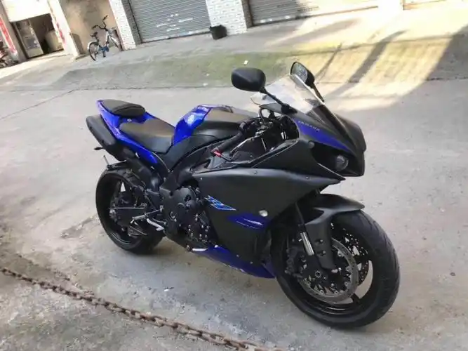 12年雅马哈r1有意电话同微信15521114365.