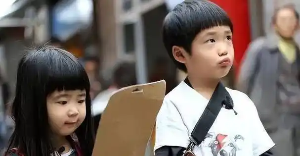 原创从金曲歌王到公开点名骂蓝心湄42岁曹格为何走到今天这一步